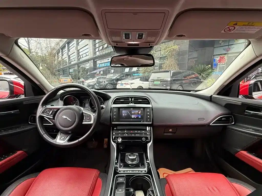 Jaguar XE 2017 2.0T 200PS R-Sport — миниатюра 11