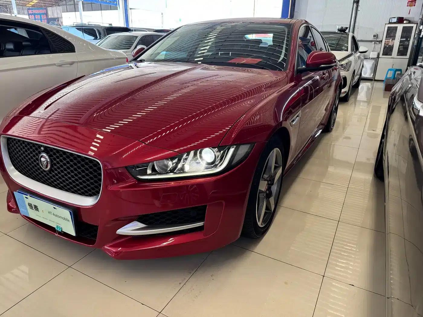 Jaguar XE 2015 2.0T 200PS R-Sport — миниатюра 1