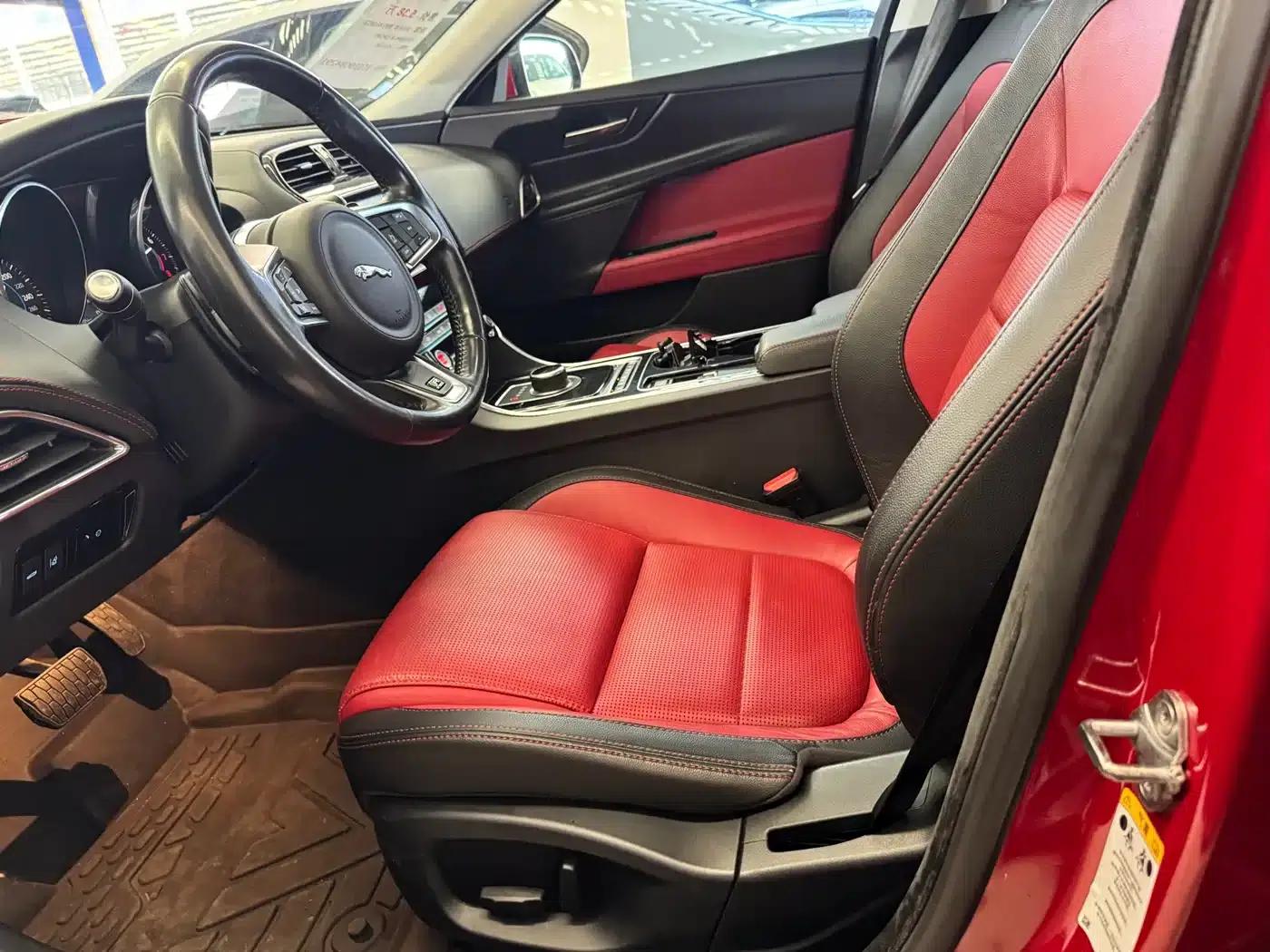 Jaguar XE 2015 2.0T 200PS R-Sport — миниатюра 6