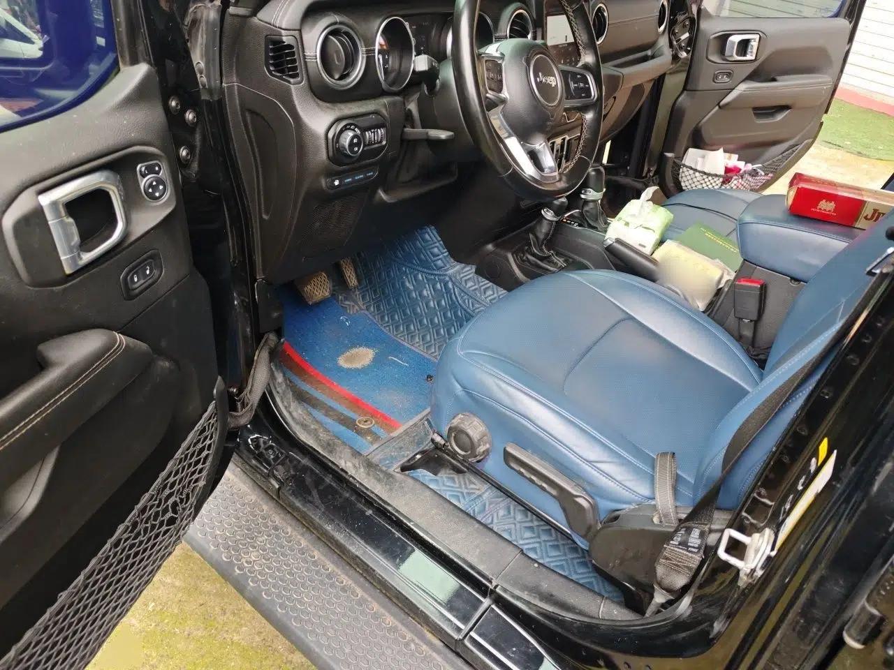 Jeep Wrangler New Energy 2021 Four-Door 2.0T 4xe Sahara First Edition — миниатюра 16