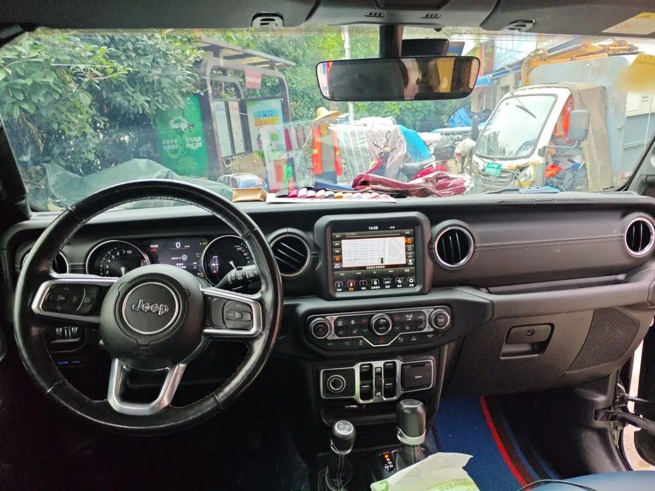 Jeep Wrangler New Energy 2021 Four-Door 2.0T 4xe Sahara First Edition — миниатюра 9