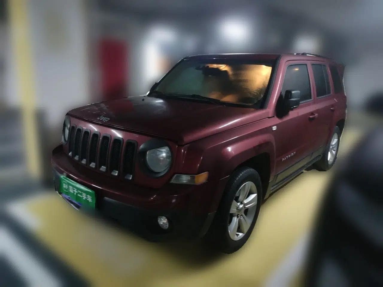 Jeep Patriot 2014 2.0L Sport Enhanced Edition — миниатюра 1