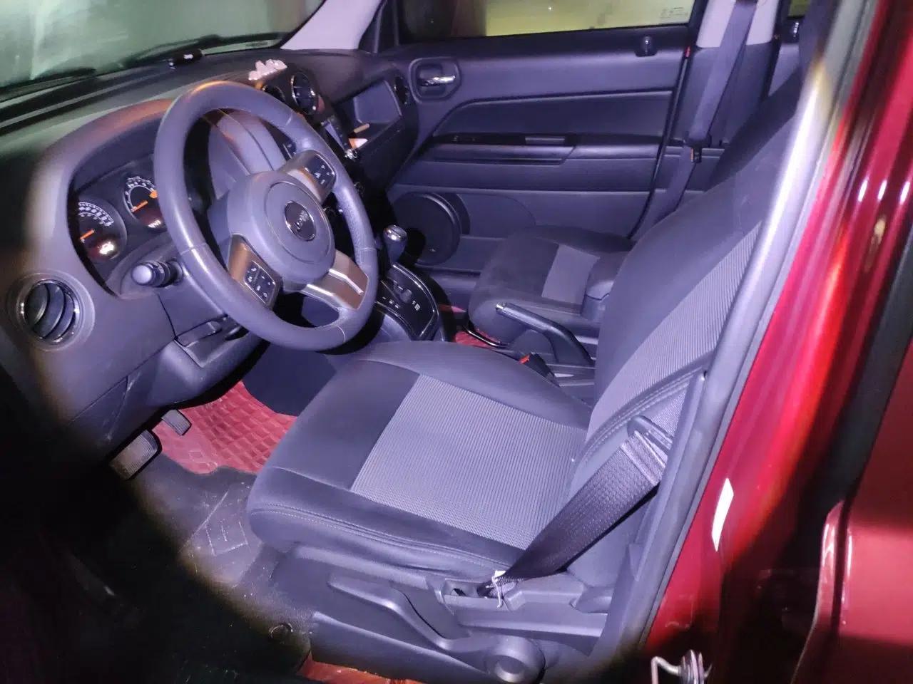 Jeep Patriot 2014 2.0L Sport Enhanced Edition — миниатюра 19