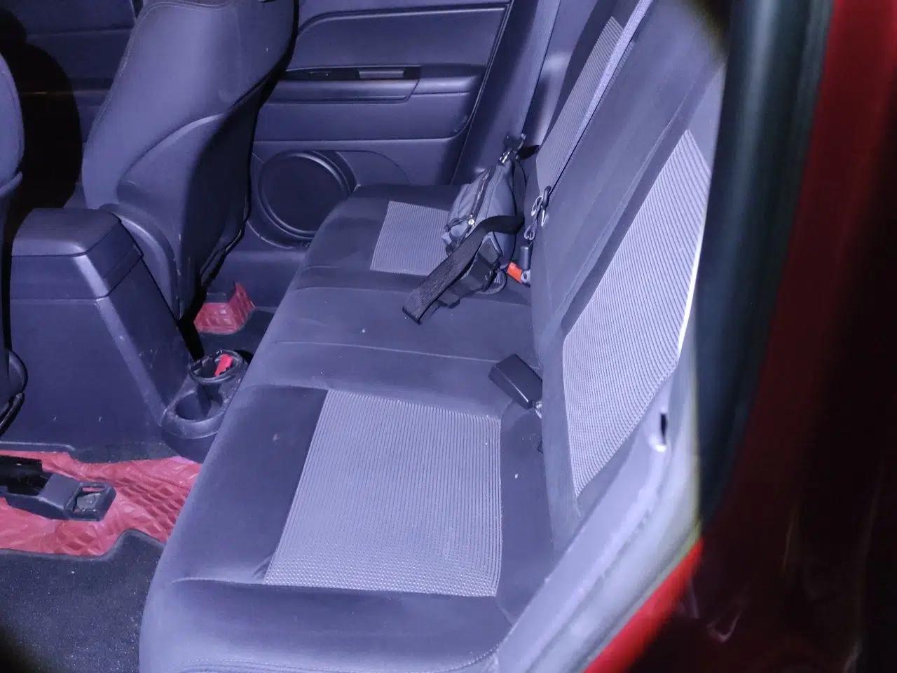 Jeep Patriot 2014 2.0L Sport Enhanced Edition — миниатюра 21