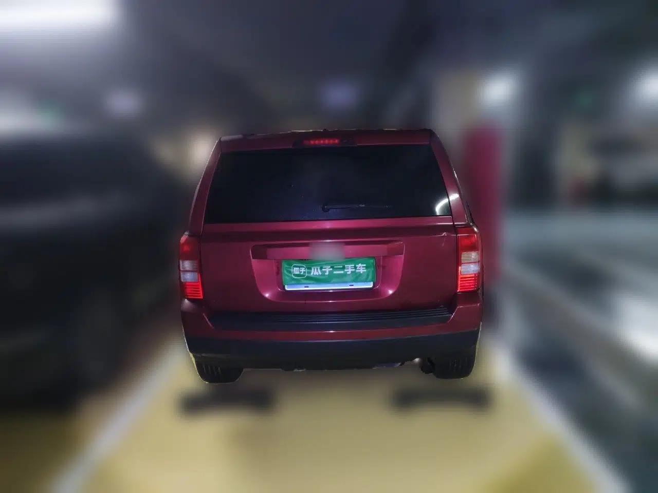 Jeep Patriot 2014 2.0L Sport Enhanced Edition — миниатюра 5