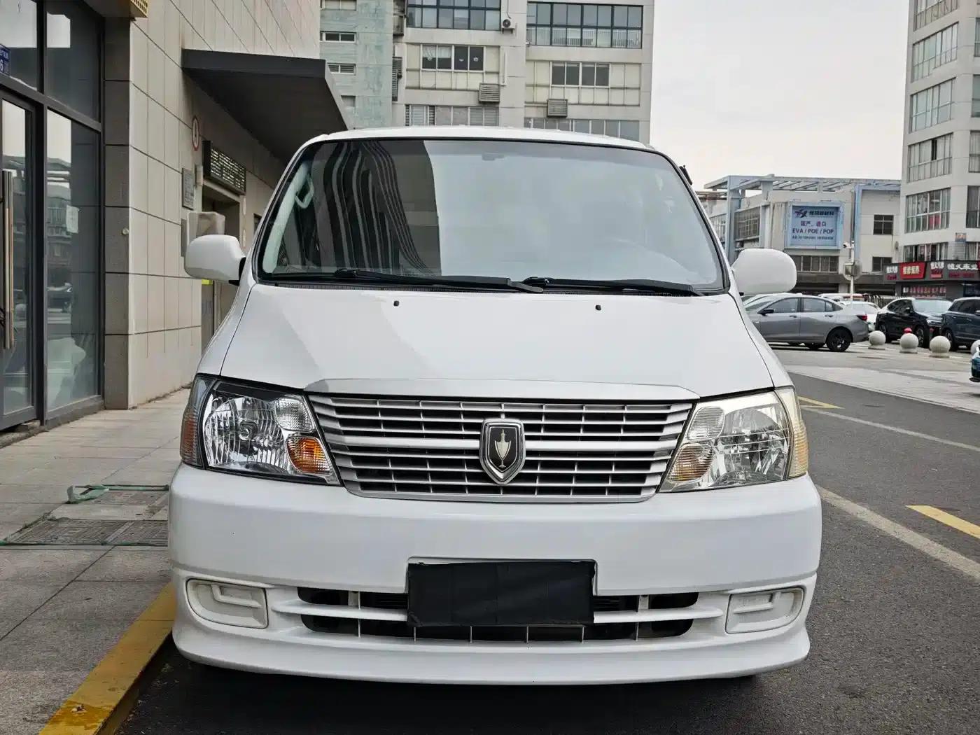 Grace 2020 2.0L Express Upgrade Edition National VI Comfort 7-Seater 1TZS — миниатюра 2