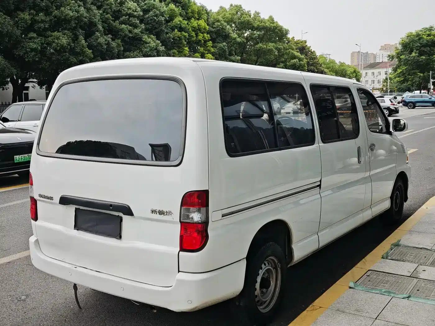Grace 2020 2.0L Express Upgrade Edition National VI Comfort 7-Seater 1TZS — миниатюра 9