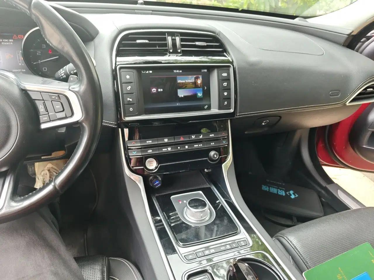 Jaguar XE 2015 2.0T 200 PS R-Sport — миниатюра 13