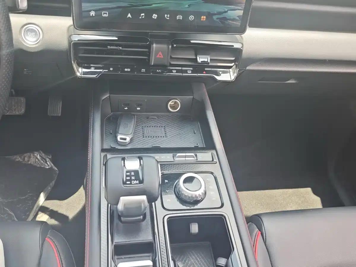 Dadao 2024 Daring Explorer 2.3T Diesel Automatic 4WD Unlimited Edition — миниатюра 12