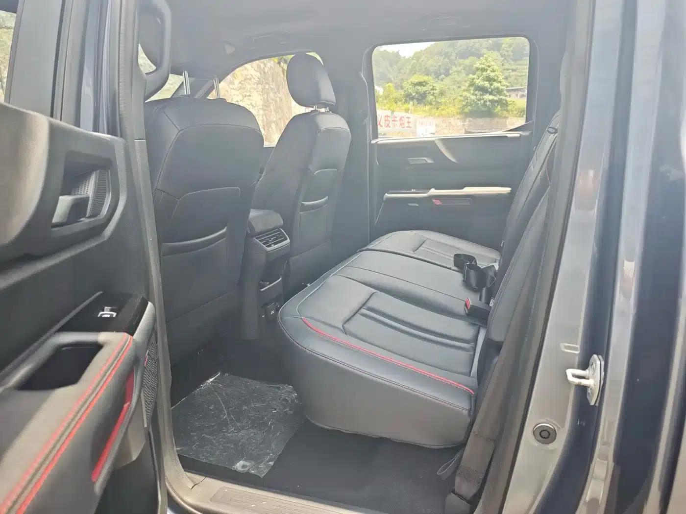 Dadao 2024 Daring Explorer 2.3T Diesel Automatic 4WD Unlimited Edition — миниатюра 13