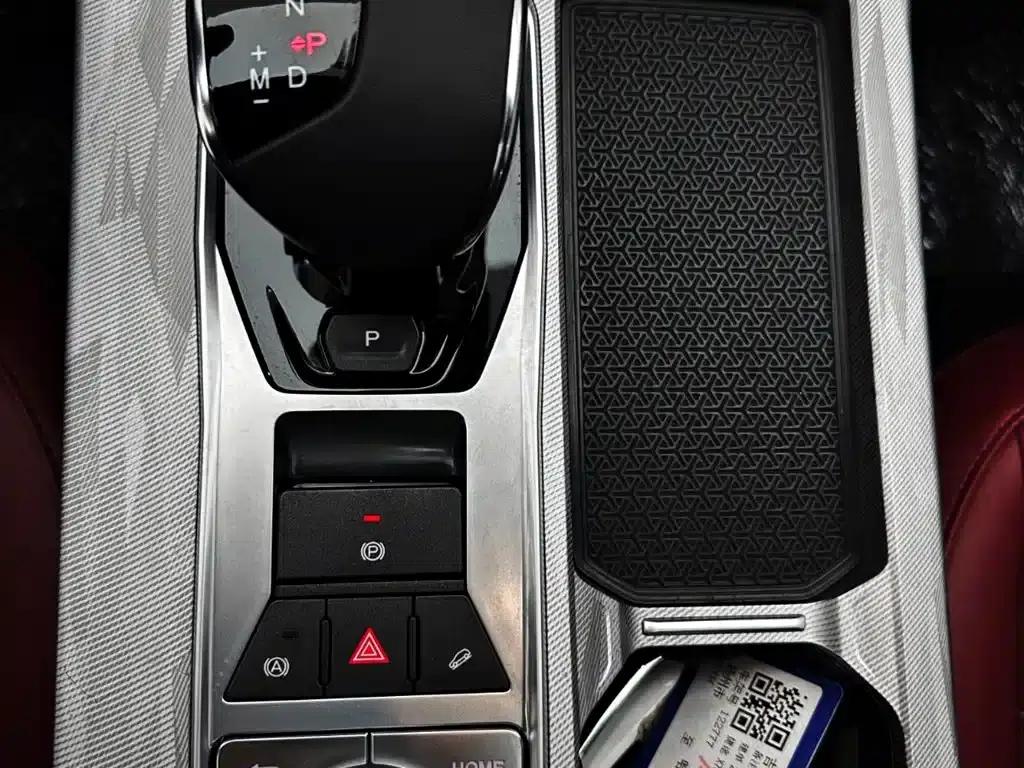 Jetour X70 PRO 2023 1.5T DCT Comfort Edition 5-seater — миниатюра 13