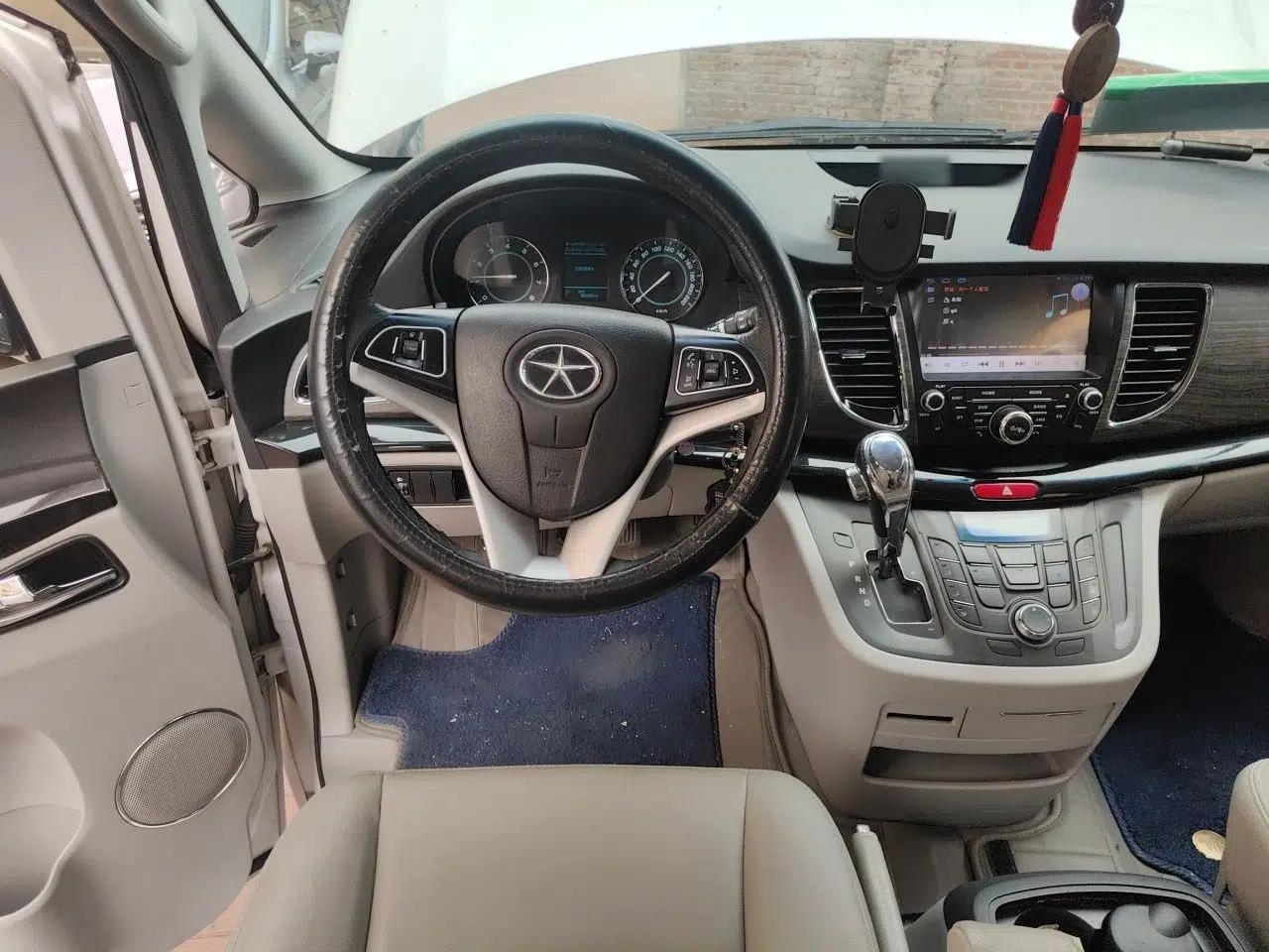 JAC Group Refine M5 2014 Colorway 2.0T Gasoline Automatic Business Edition — миниатюра 10