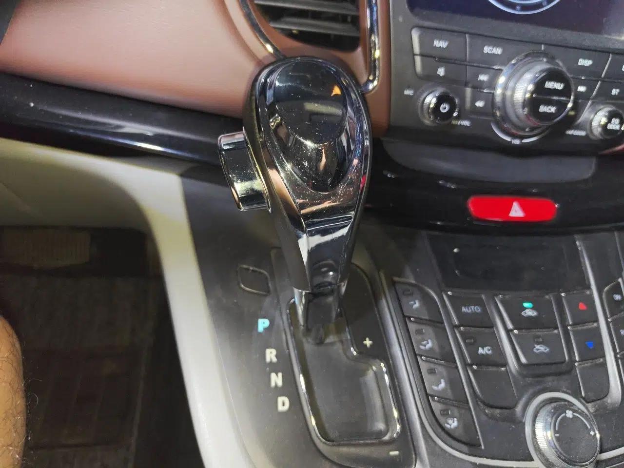 JAC Group Refine M5 2016 2.0T Gasoline Automatic Business Edition — миниатюра 14