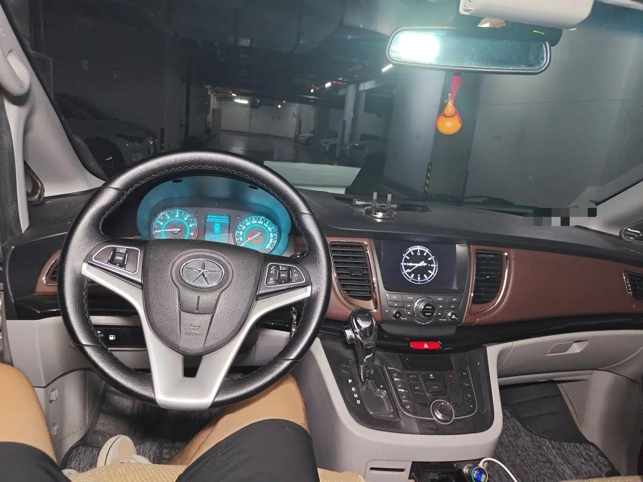 JAC Group Refine M5 2016 2.0T Gasoline Automatic Business Edition — миниатюра 9