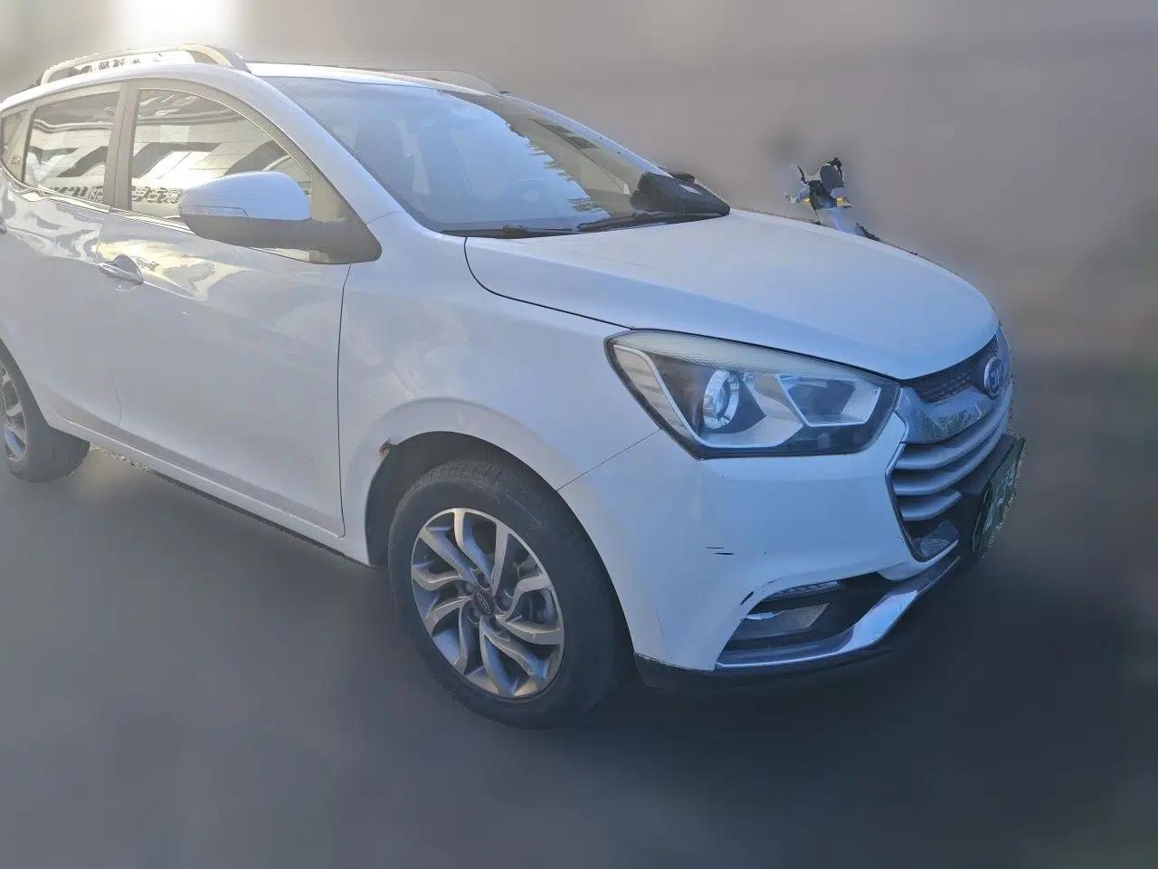 JAC Group Refine S2 2017 1.5L CVT Luxury Model — миниатюра 3