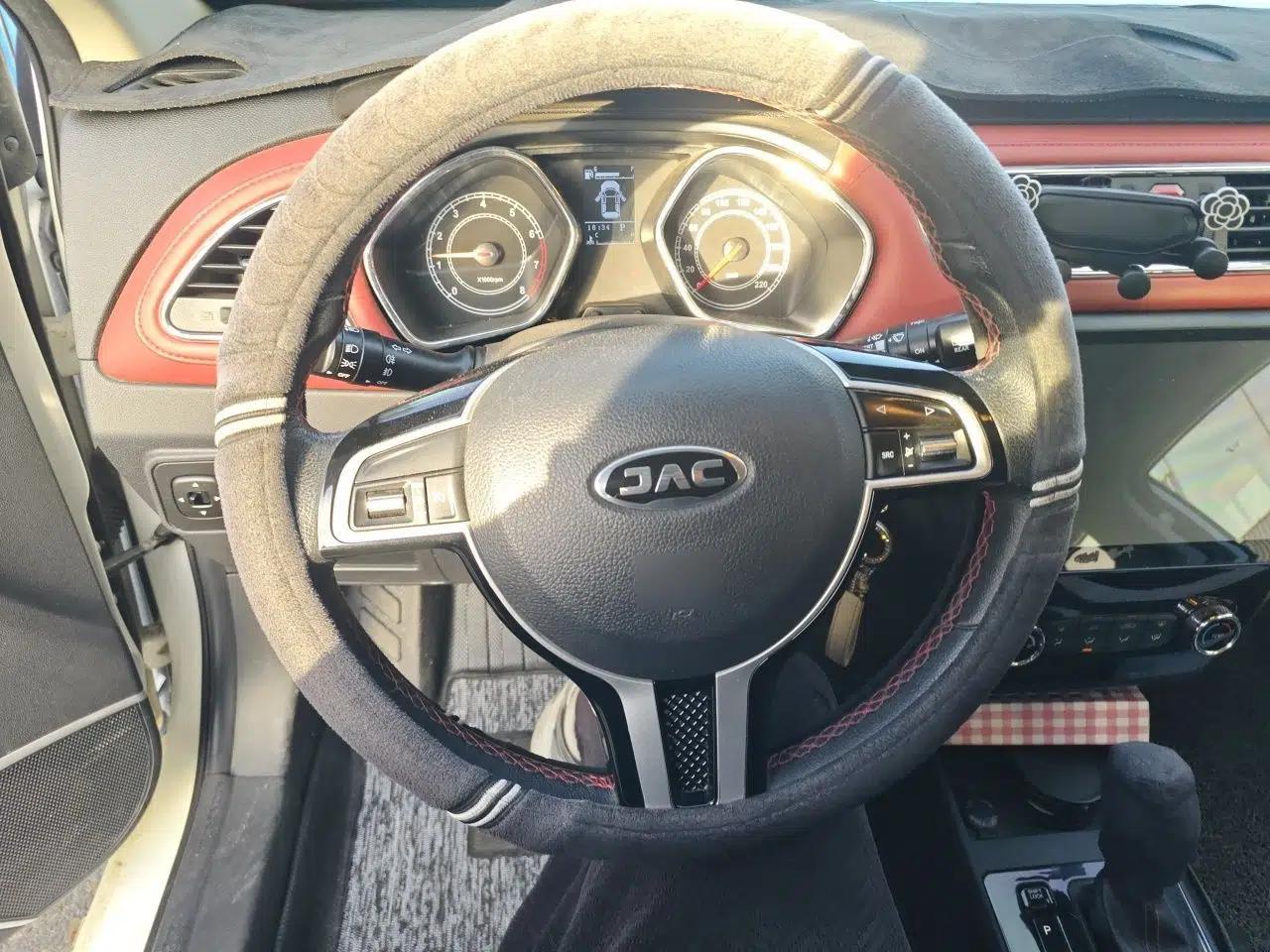 JAC Group Refine S2 2017 1.5L CVT Luxury Model — миниатюра 10