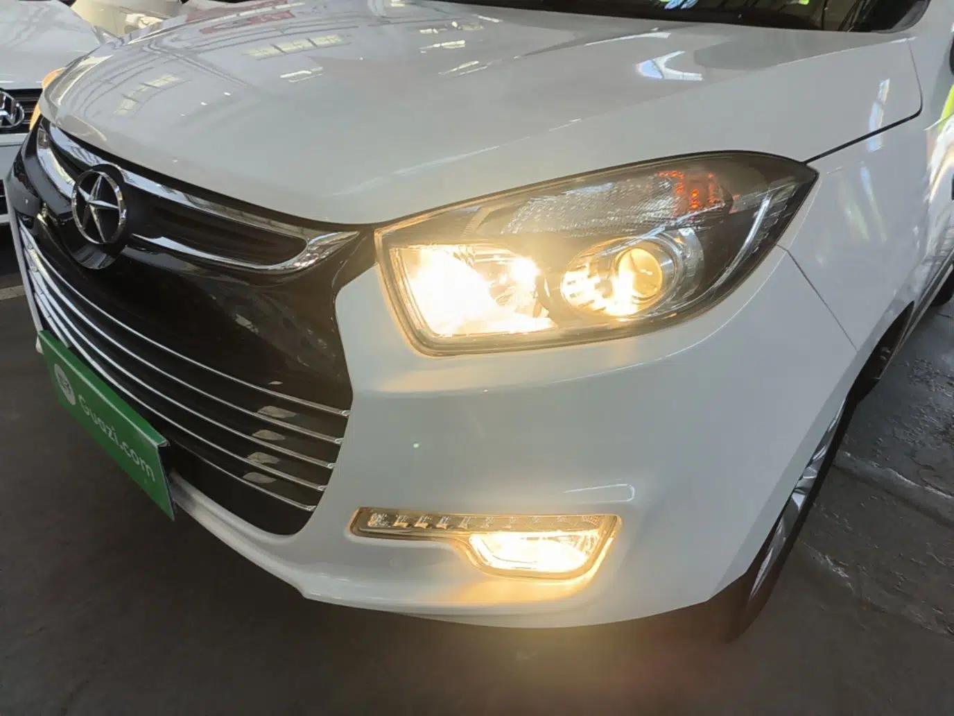 JAC Group Refine S5 2015 1.5T Automatic Luxury Model — миниатюра 8