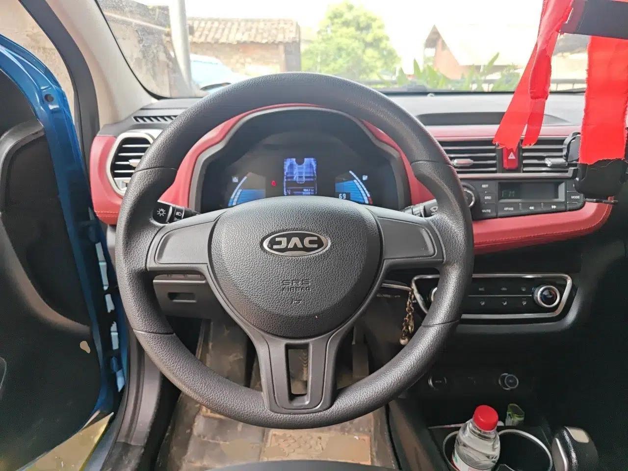 JAC Group iEV6E 2017 iEV6E Time Edition — миниатюра 10