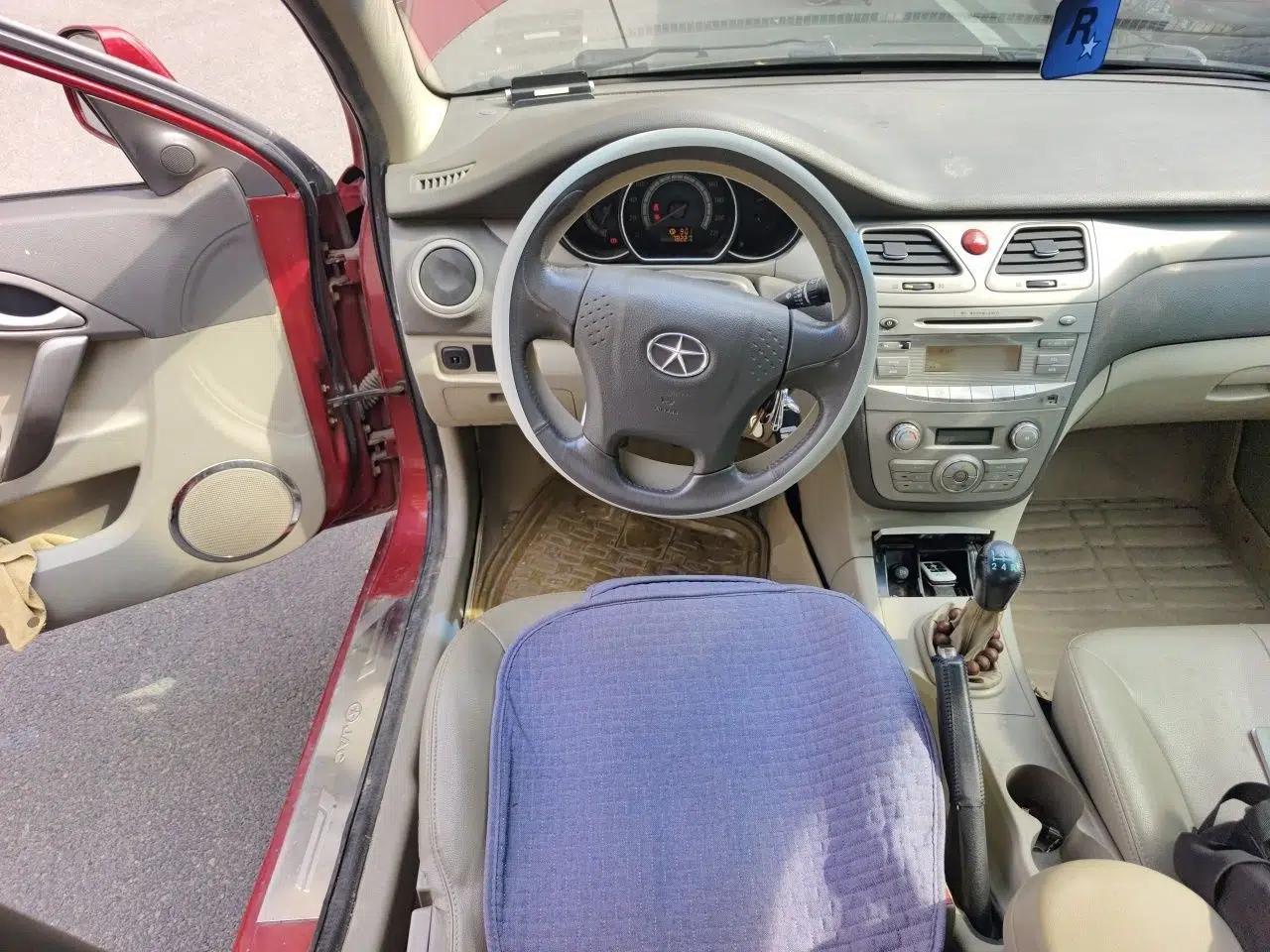 JAC Group Heyue 2012 1.5L Manual Luxury Version — миниатюра 10