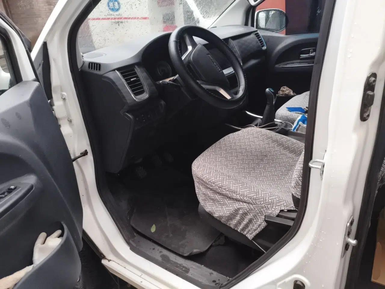 Jinbei Gold Hiace 2021 1.5L Passenger Vehicle Engineering Lion 5-Seater — миниатюра 16