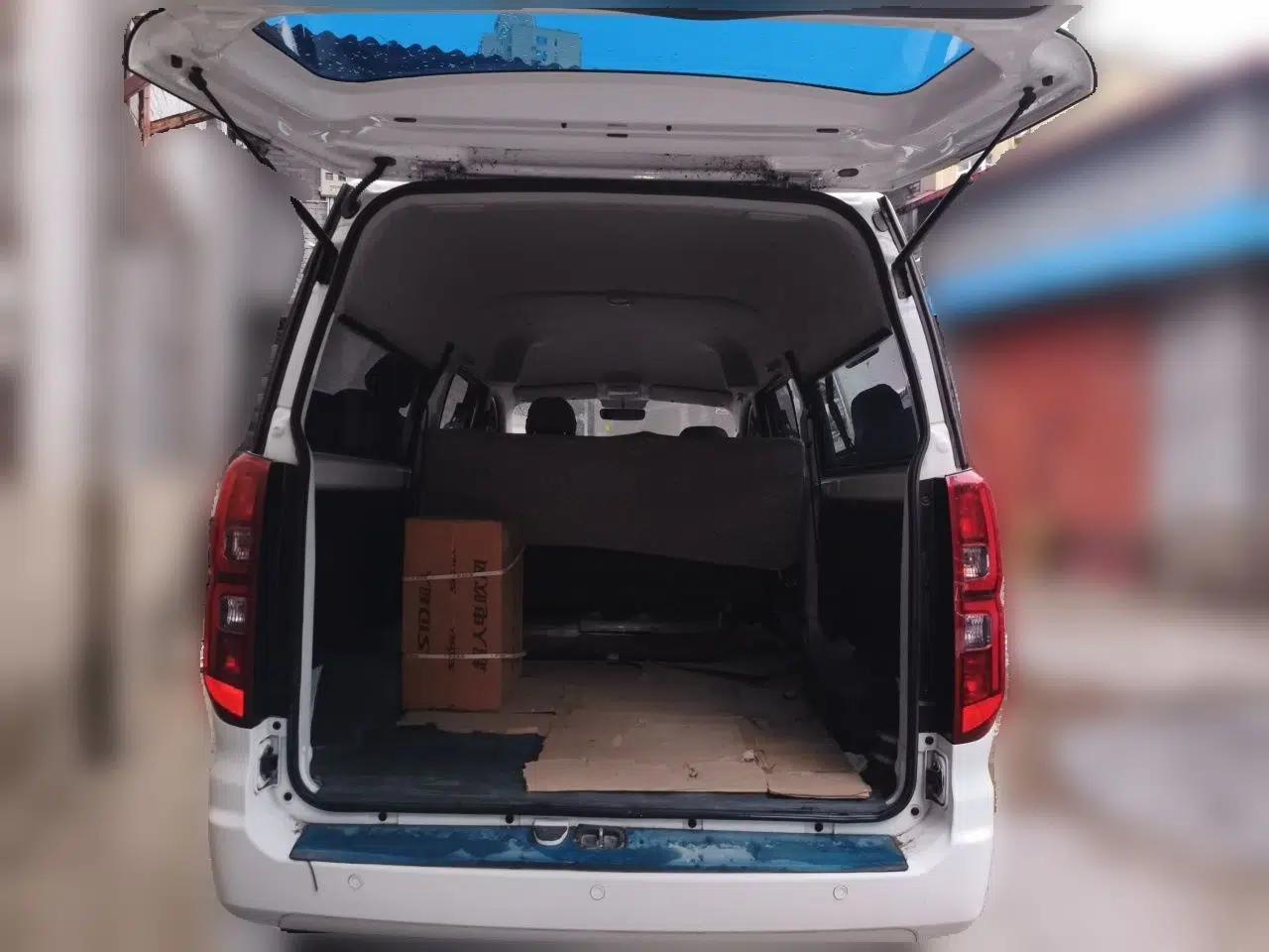 Jinbei Gold Hiace 2021 1.5L Passenger Vehicle Engineering Lion 5-Seater — миниатюра 19