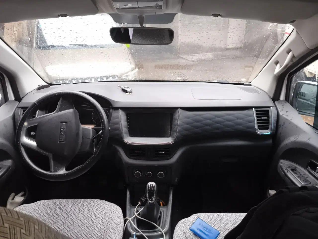 Jinbei Gold Hiace 2021 1.5L Passenger Vehicle Engineering Lion 5-Seater — миниатюра 9