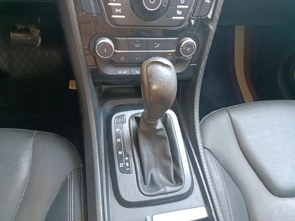 JMC Yusheng S330 2016 1.5L GTDi Automatic Two-Wheel Drive Prestige Edition — миниатюра 16