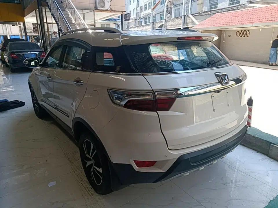JMC Yusheng S330 2016 1.5L GTDi Automatic Two-Wheel Drive Prestige Edition — миниатюра 4