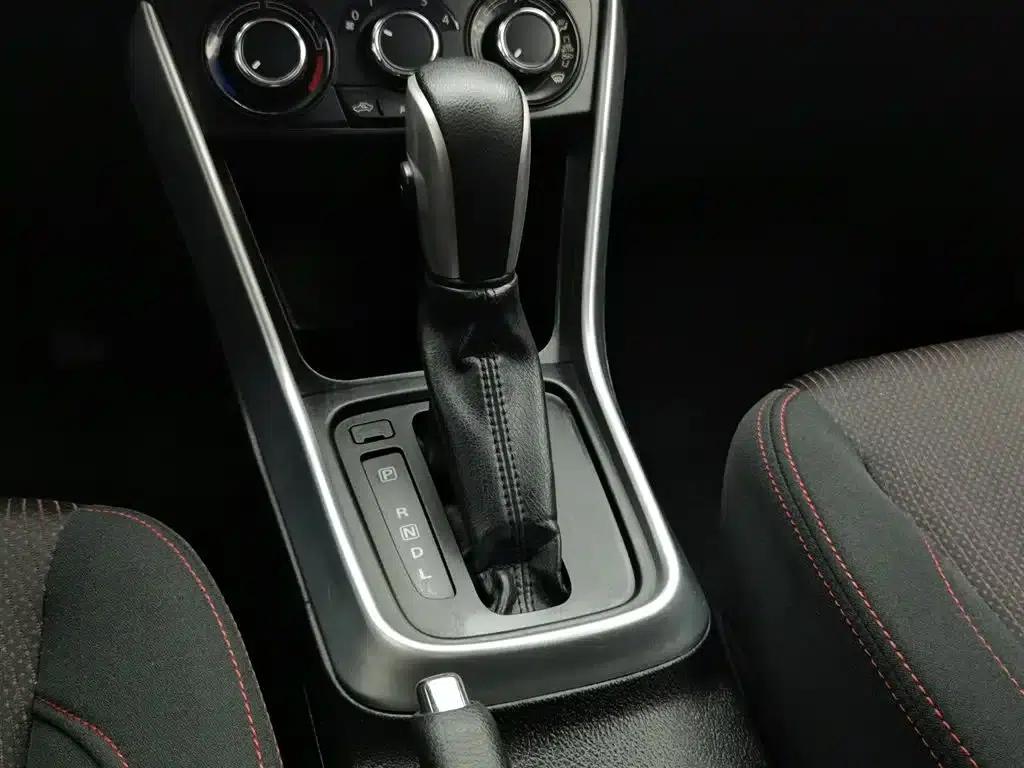 Vitara 2015 1.6L CVT 2WD Entry-level — миниатюра 13