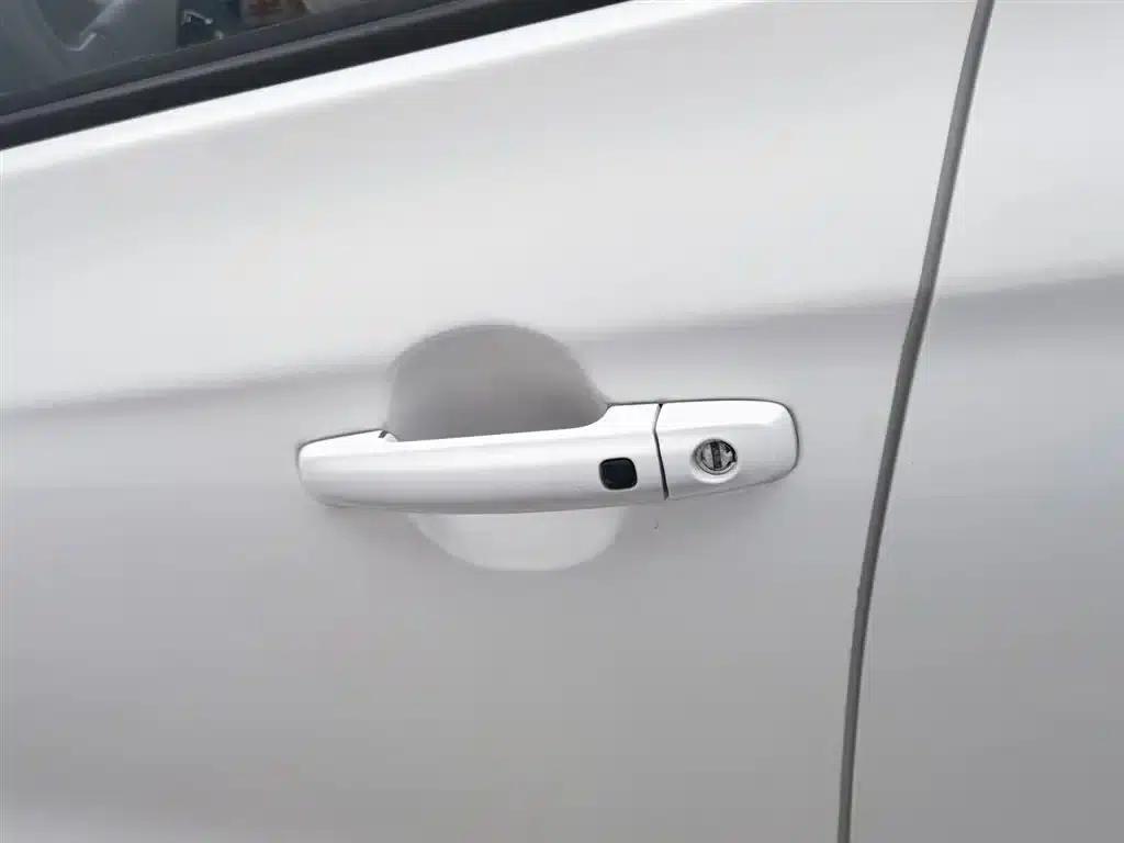 Vitara 2015 1.6L CVT 2WD Entry-level — миниатюра 18