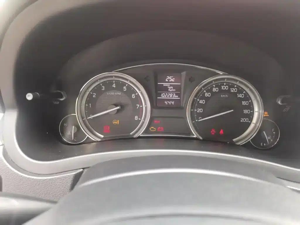 Ciaz 2015 1.6L Manual Comfort Edition — миниатюра 12