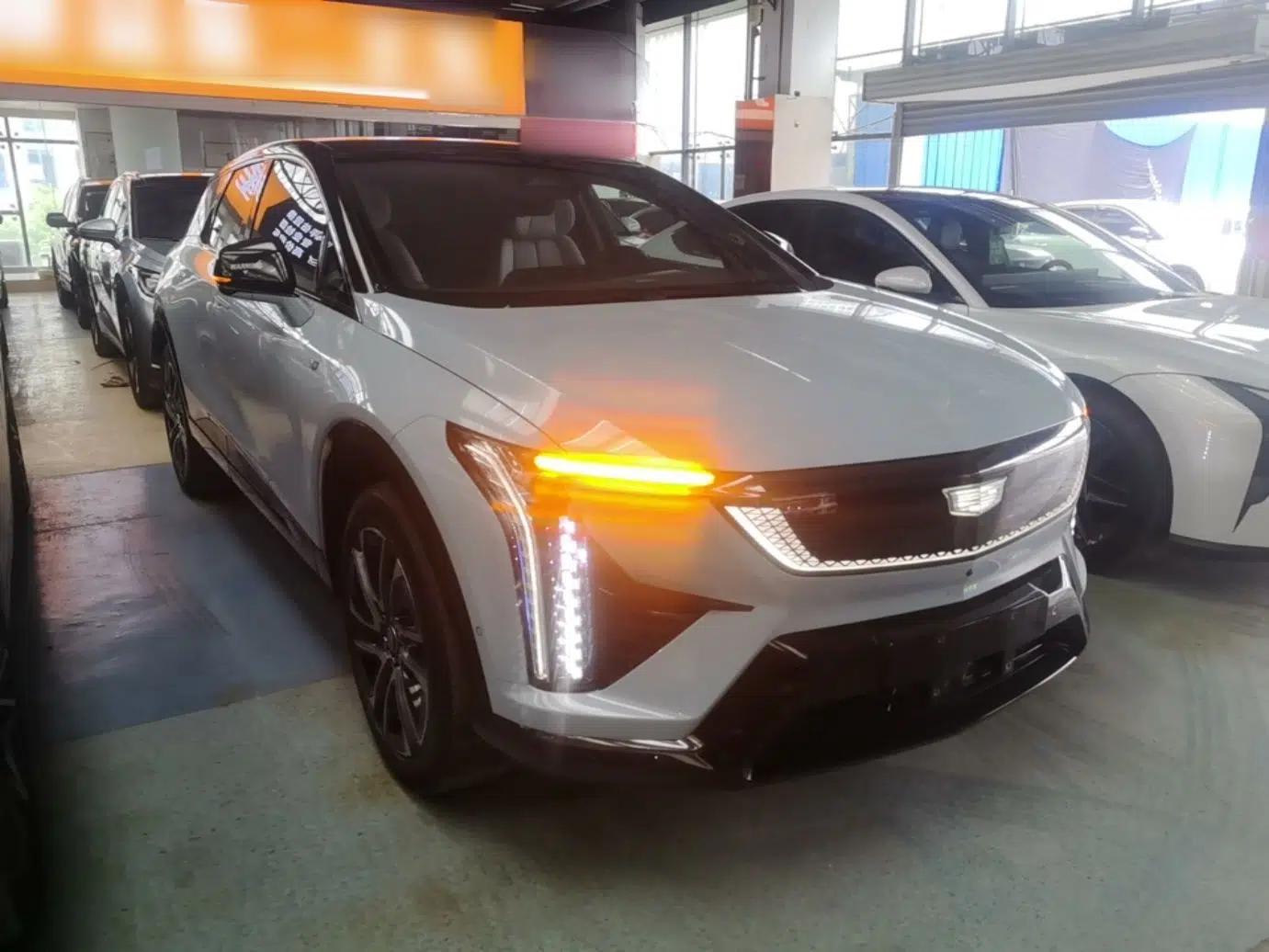 Cadillac OPTIQ 2024 Four-Wheel Drive Long-Range Version — миниатюра 3
