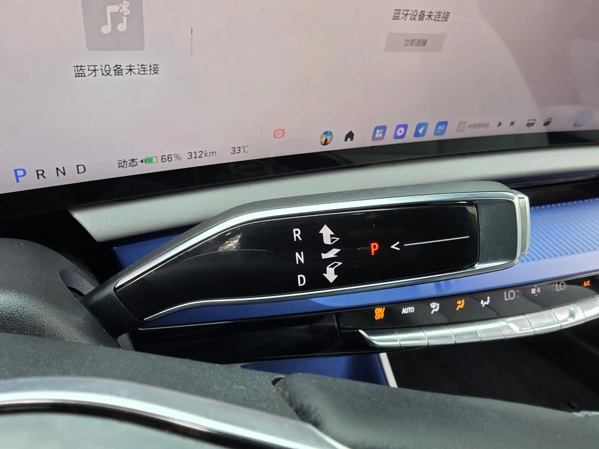 Cadillac OPTIQ 2024 Four-Wheel Drive Long-Range Version — миниатюра 26