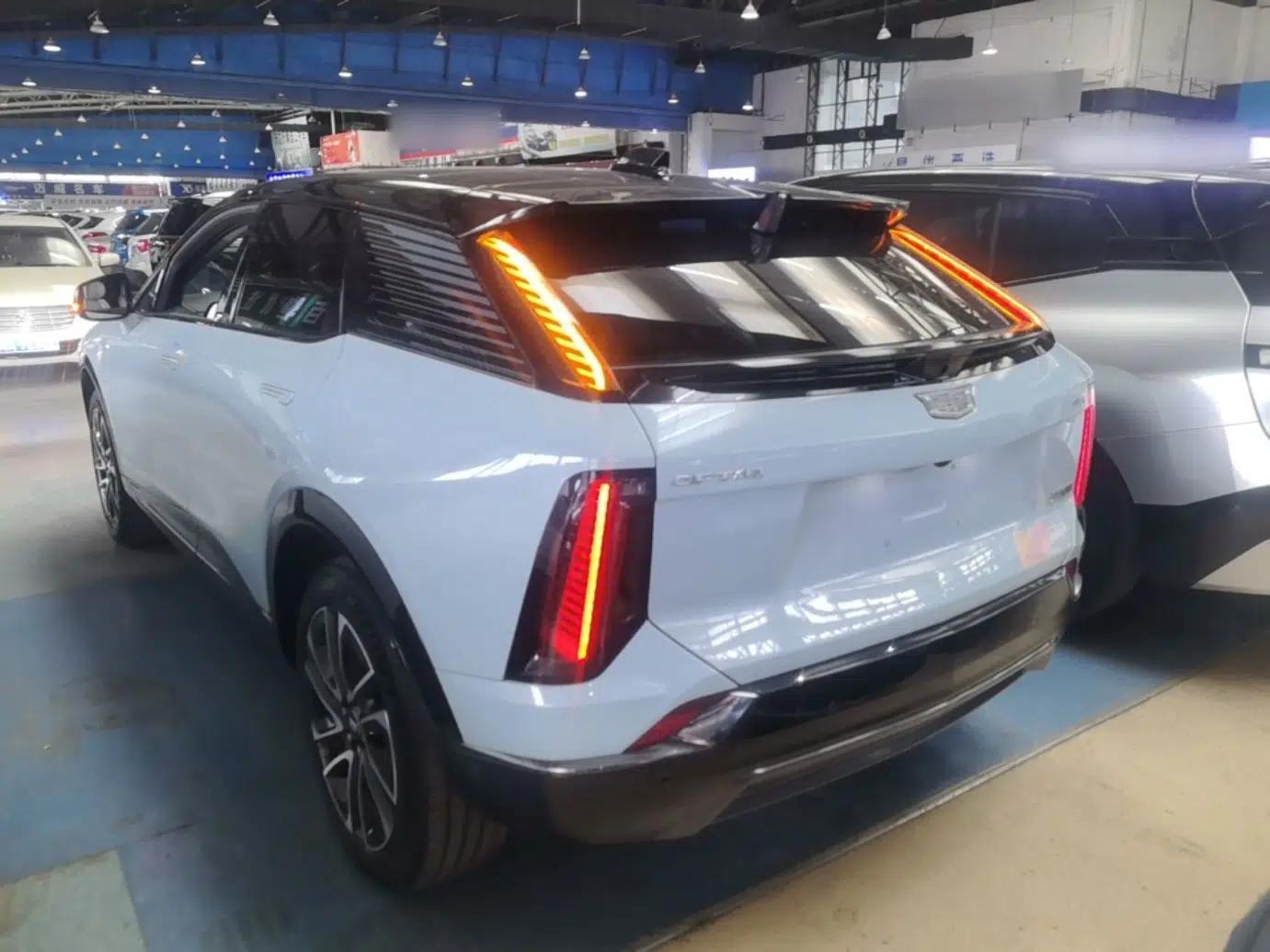 Cadillac OPTIQ 2024 Four-Wheel Drive Long-Range Version — миниатюра 4