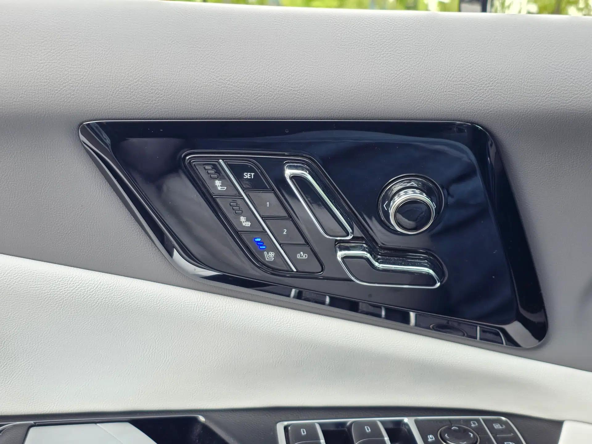 Cadillac OPTIQ 2024 Four-Wheel Drive Long-Range Version — миниатюра 33