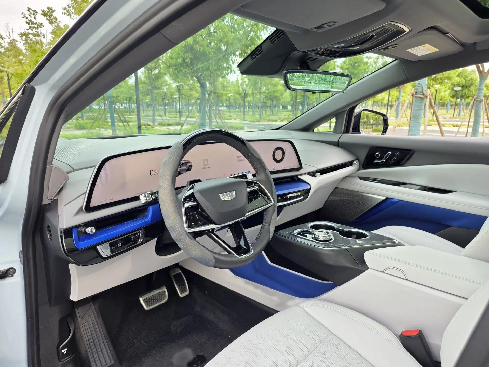 Cadillac OPTIQ 2024 Four-Wheel Drive Long-Range Version — миниатюра 38
