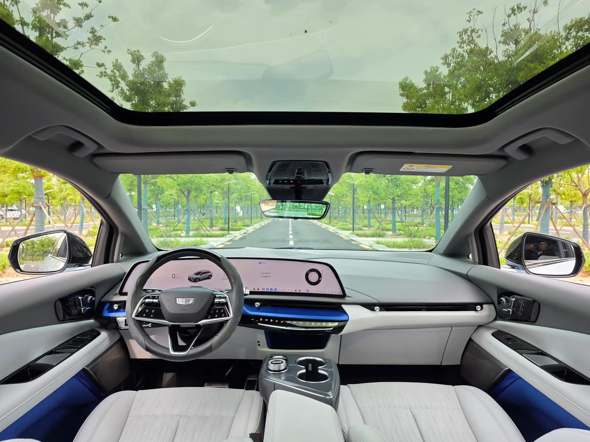 Cadillac OPTIQ 2024 Four-Wheel Drive Long-Range Version — миниатюра 43