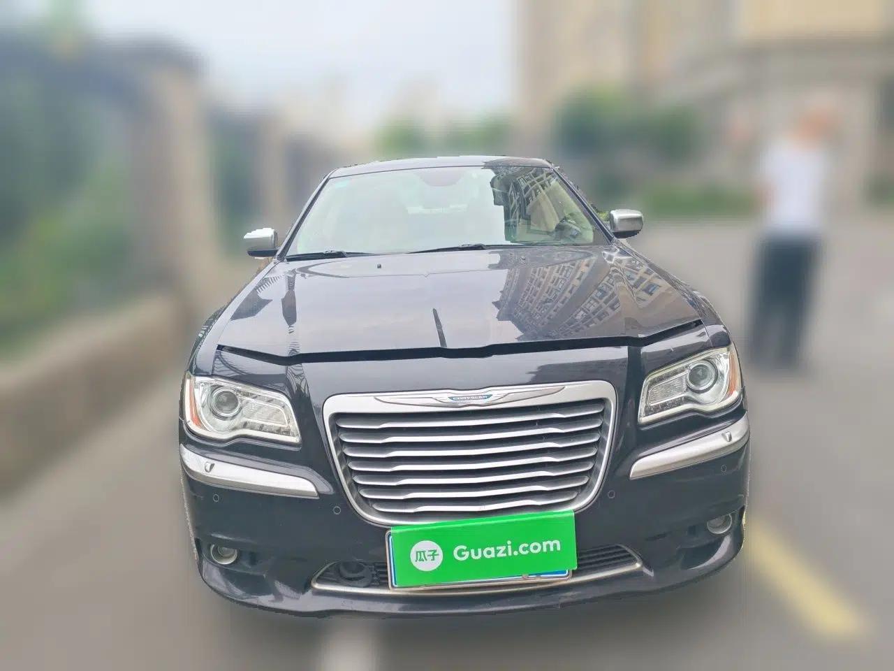 Chrysler 300C 2014 3.0L Excellence Edition — миниатюра 2