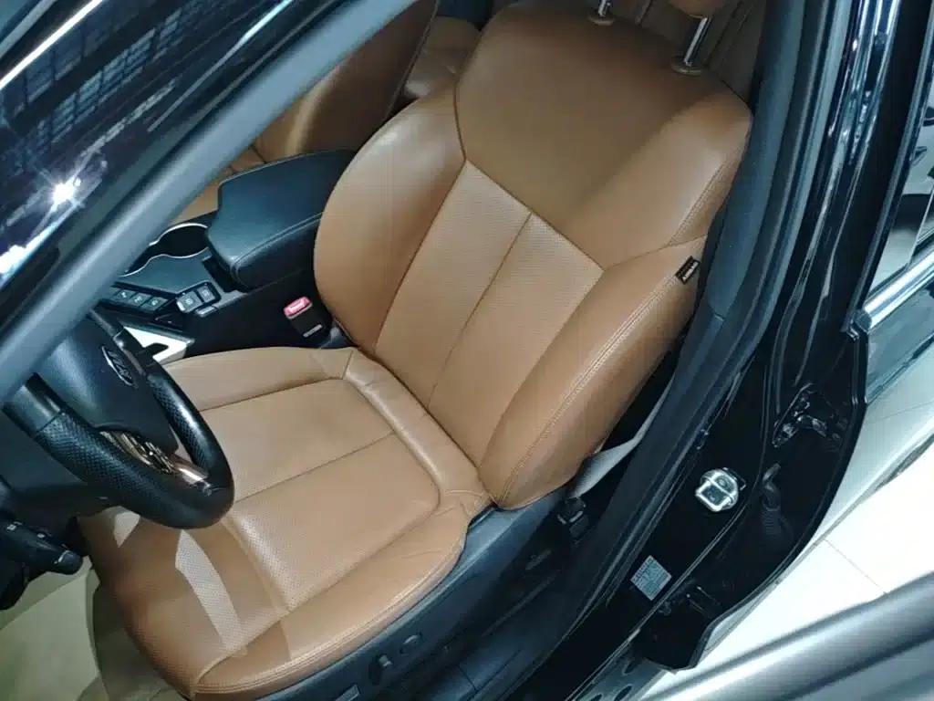 Kia KX7 2017 2.0T Automatic 4WD LUX 7-Seater — миниатюра 11