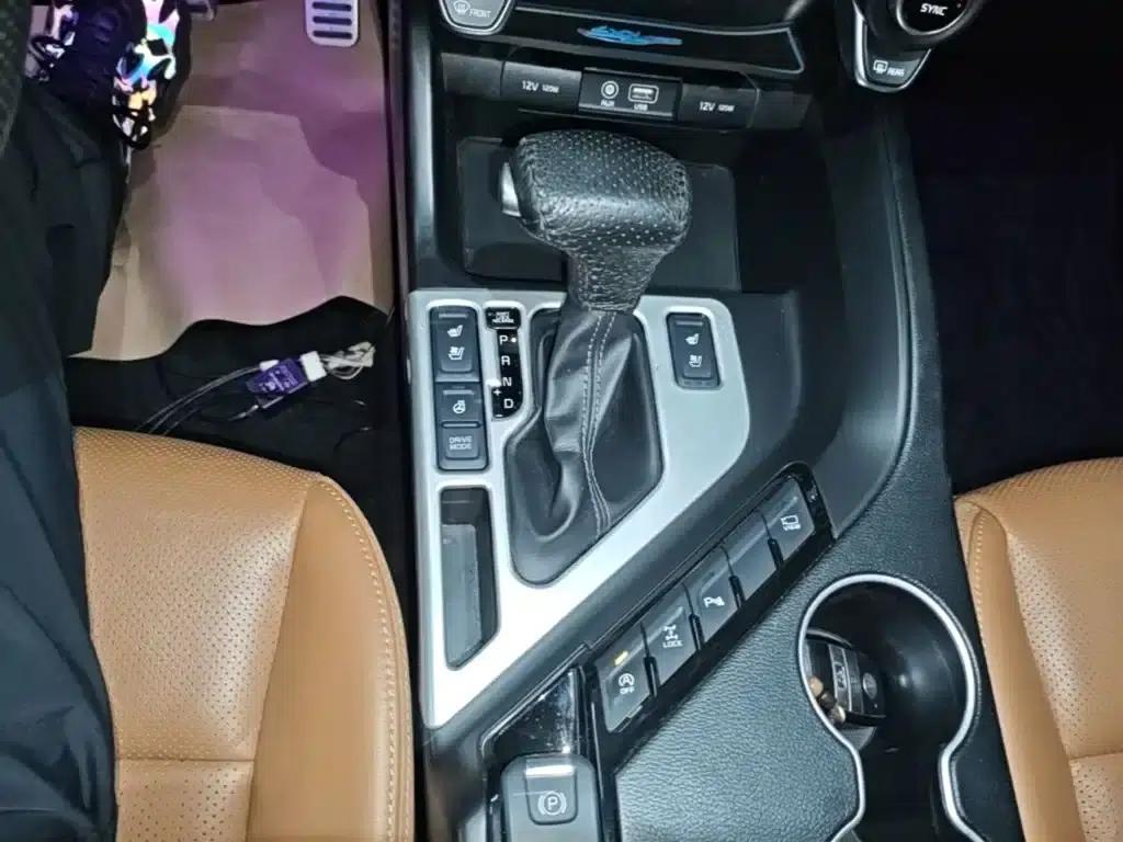 Kia KX7 2017 2.0T Automatic 4WD LUX 7-Seater — миниатюра 10