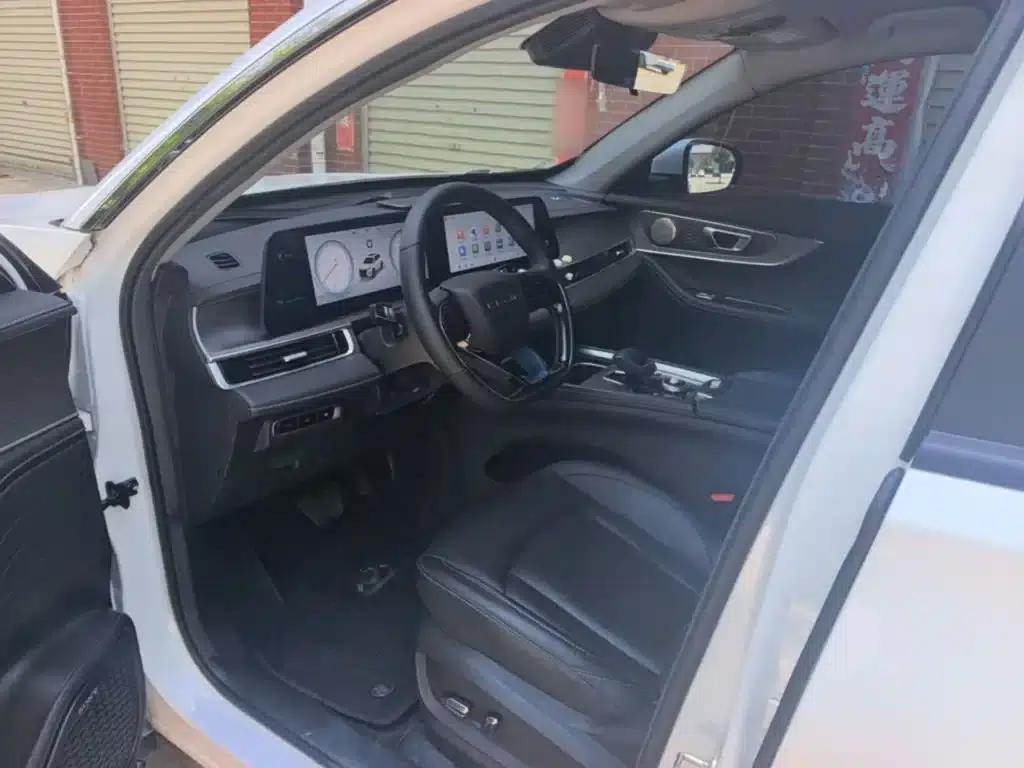 Chery Tiggo 8 PRO PHEV 2023 Champion Edition 1.5T 100km Glory Edition — миниатюра 16