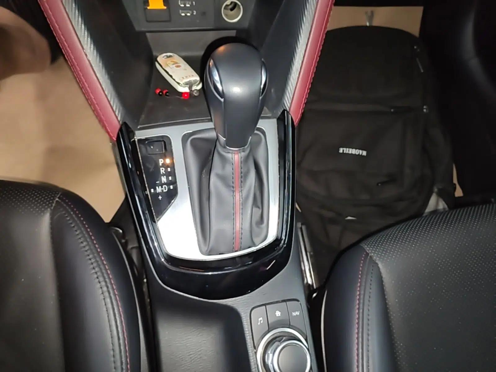 Mazda CX-3 2018 2.0L Automatic Prestige Edition — миниатюра 16