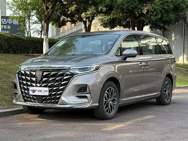 Roewe iMAX8 New Energy 2025 1.5T DMH Luxury Edition