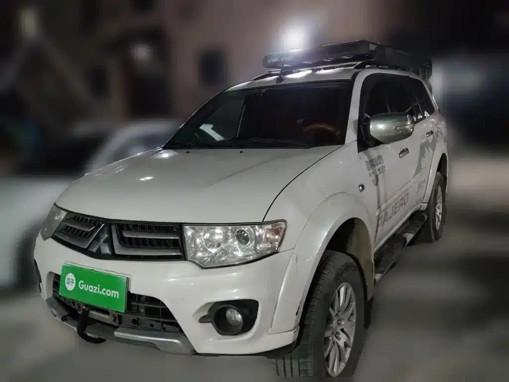 2013 Pajero Sport 3.0L Automatic 4WD Executive Edition — миниатюра 2