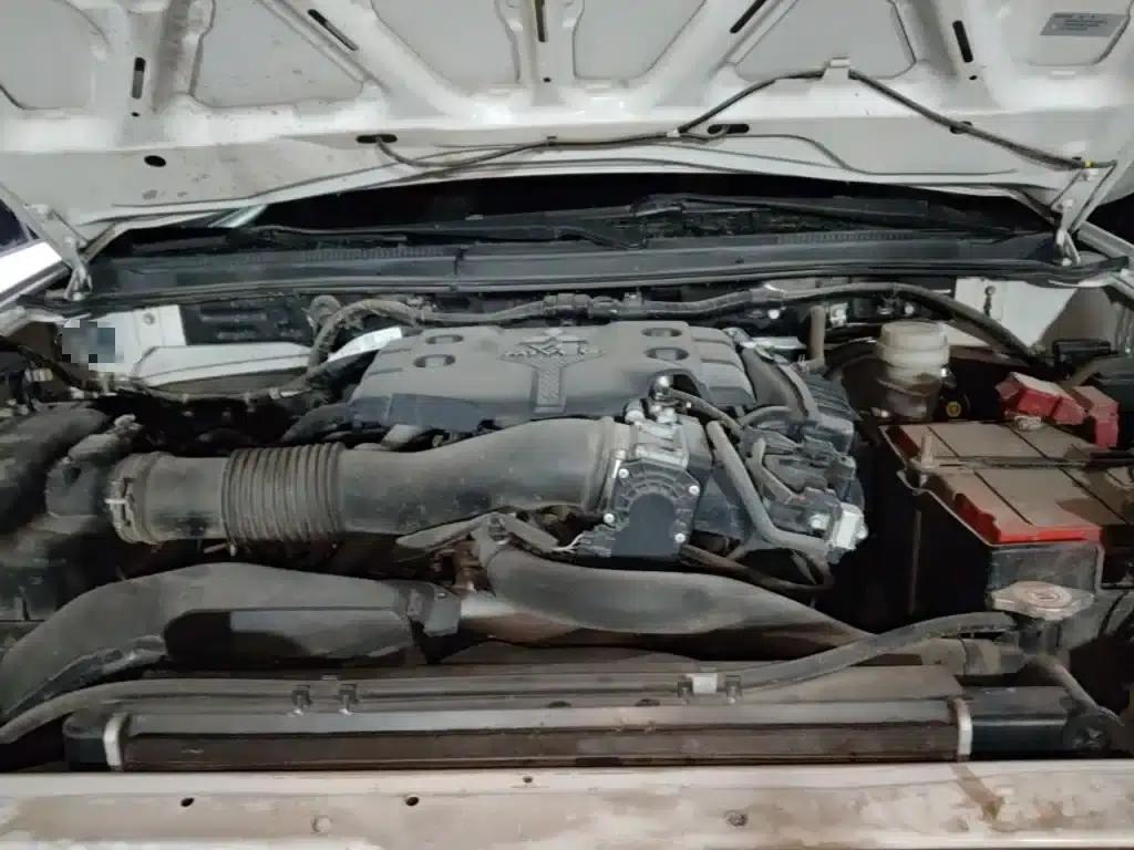 2013 Pajero Sport 3.0L Automatic 4WD Executive Edition — миниатюра 11