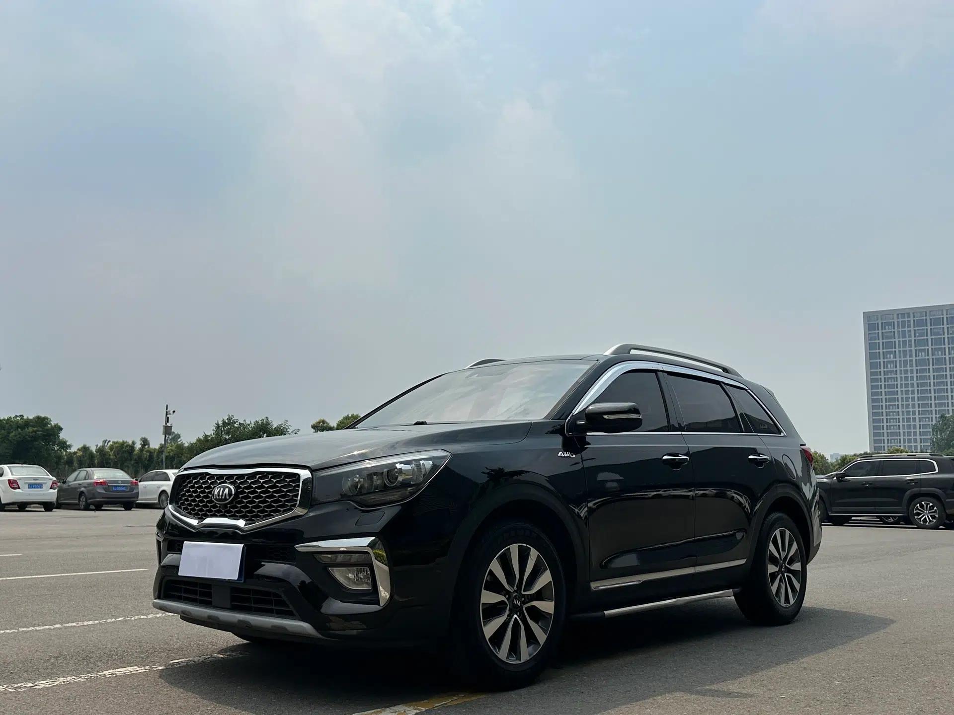 Kia KX7 2017 2.0T Automatic All-Wheel Drive LUX 7-Seater — миниатюра 1
