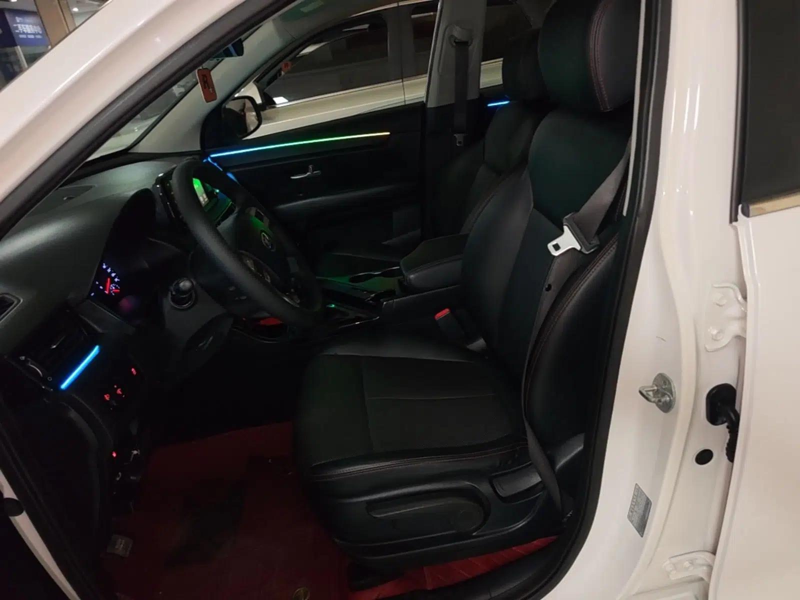 Kia KX7 2017 2.0L Automatic 2WD GL 5 Seats — миниатюра 22