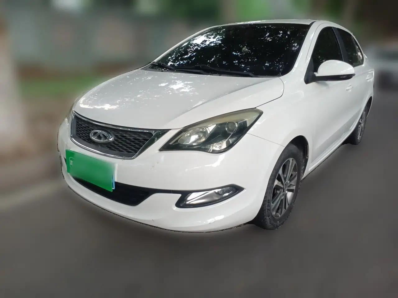 Chery Arrizo 3 2015 1.5L Manual - Powerful Version — миниатюра 1