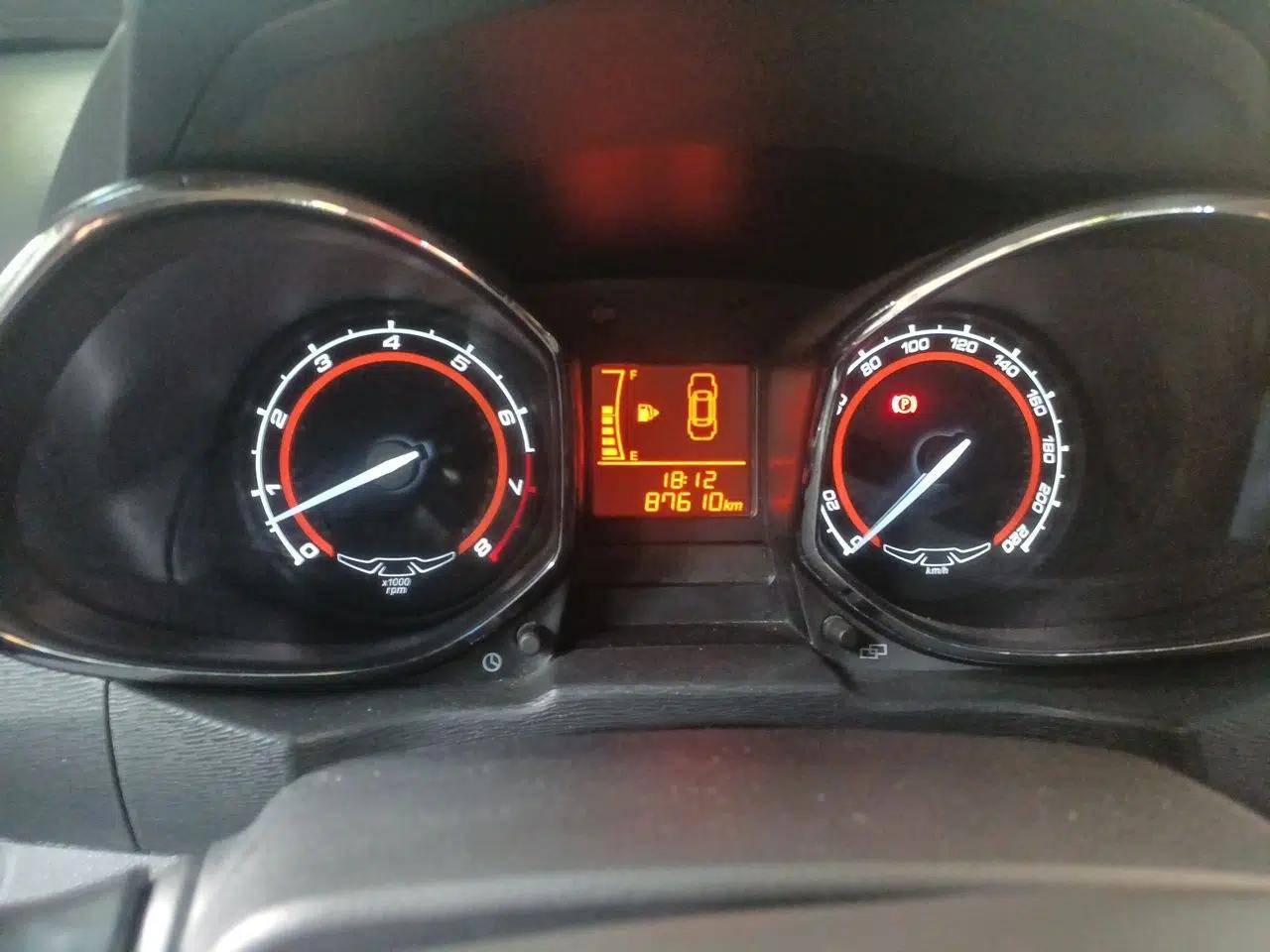 Chery Arrizo 3 2015 1.5L Manual - Powerful Version — миниатюра 12