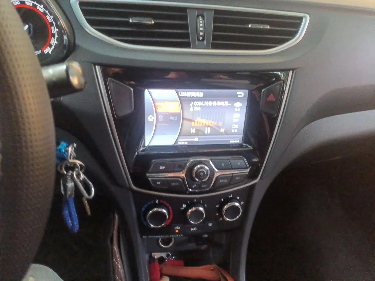 Chery Arrizo 3 2015 1.5L Manual - Powerful Version — миниатюра 13